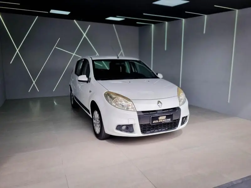 Renault Sandero Privilege 1.6 16V (Flex)(aut)