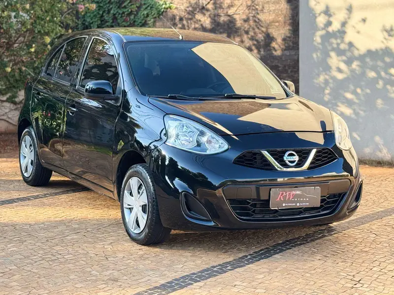Nissan March 1.0 16V (Flex)