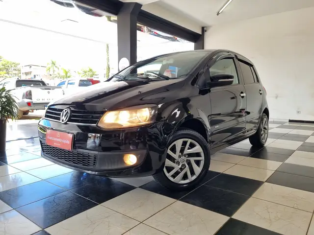 Carro Volkswagen Fox 2012 1.6 VHT (Flex)