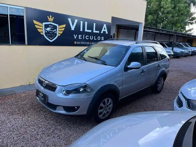 Carro Fiat Weekend 2016 Trekking 1.6 E.torQ (Flex)