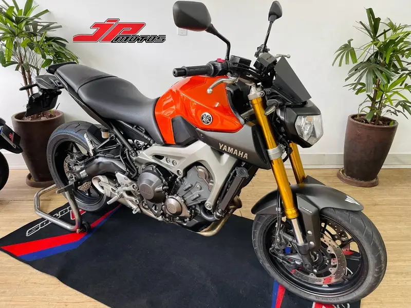 Yamaha MT-09 MT 09