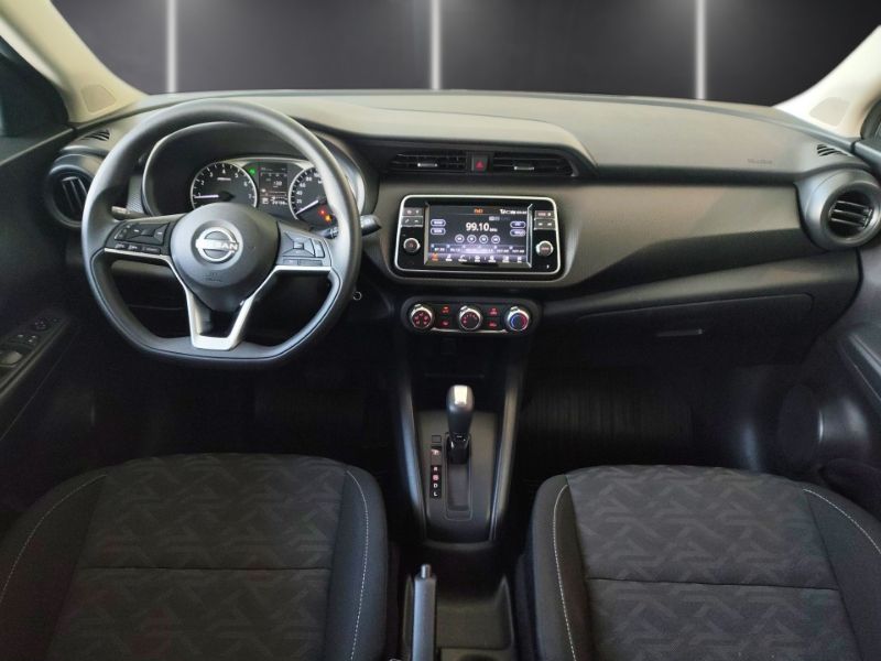 Kicks Sense CVT 1.6 (Flex)9