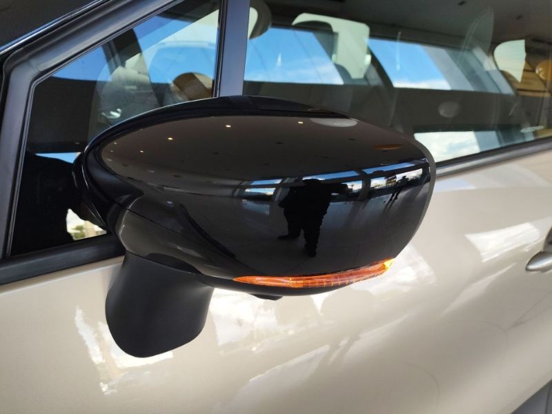 Captur Iconic 1.3 Turbo (flex) (Aut)13