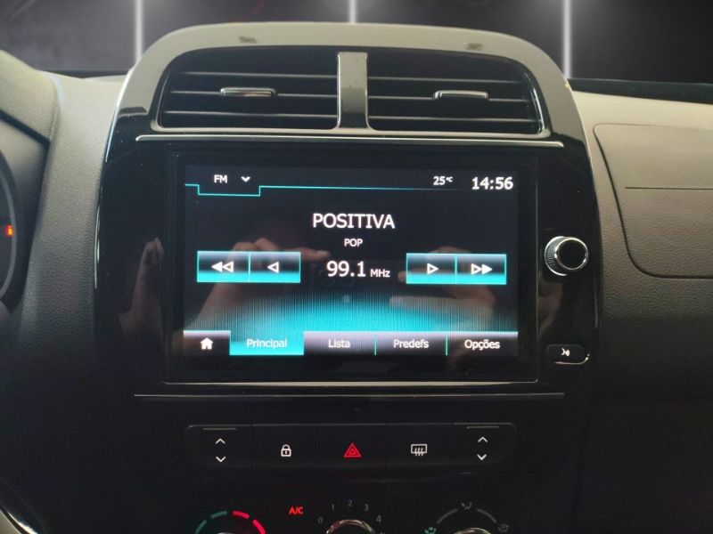 Kwid Outsider 1.08