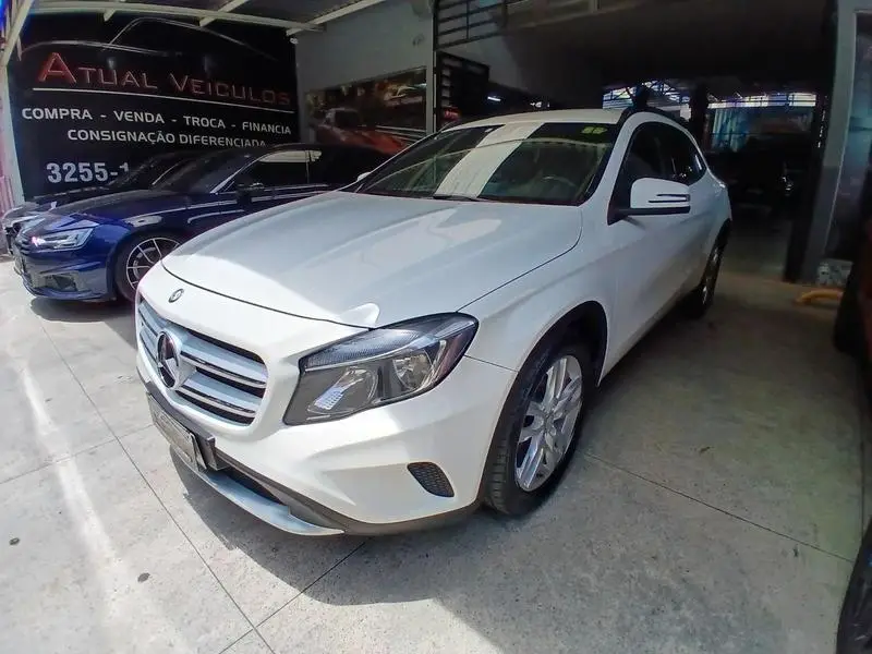 Mercedes-Benz GLA 200 GLA 200 1.6 Advance