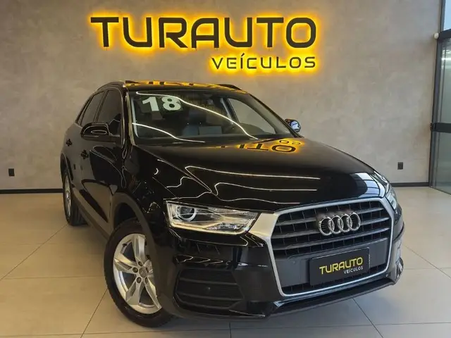 Carro Audi Q3 2018 1.4 TFSI Ambiente S Tronic