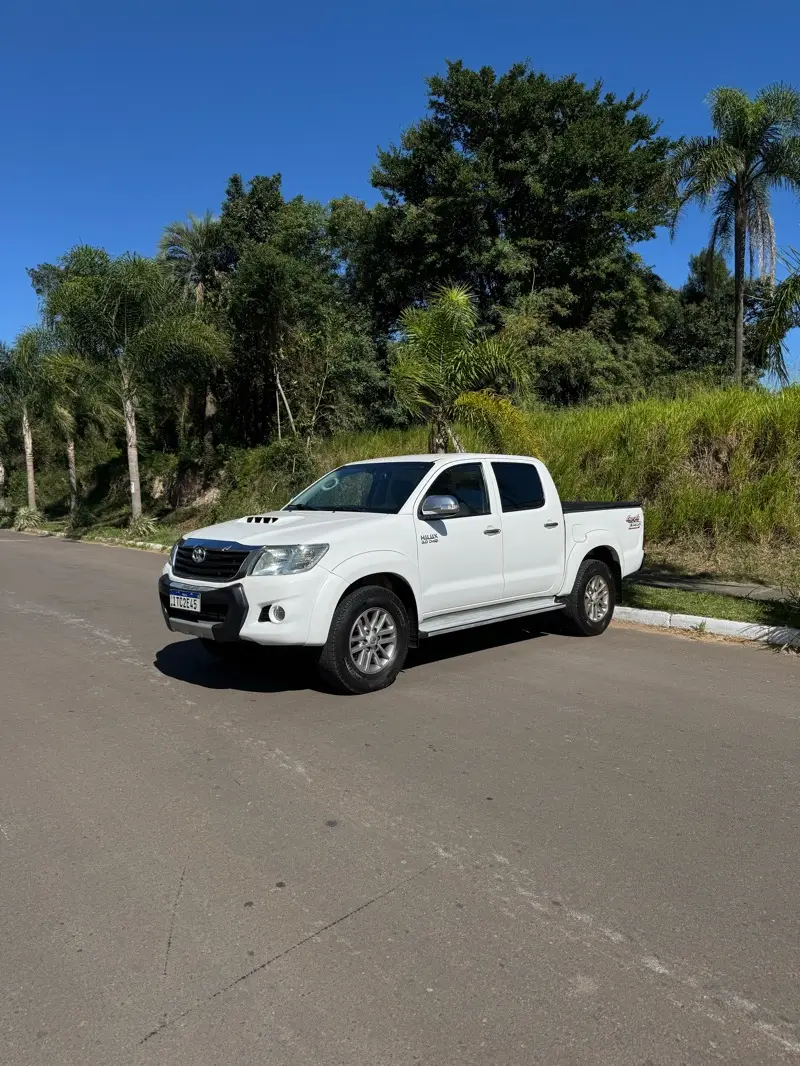 Toyota Hilux Cabine Dupla Hilux 3.0 TDI 4x4 CD SRV (Aut)