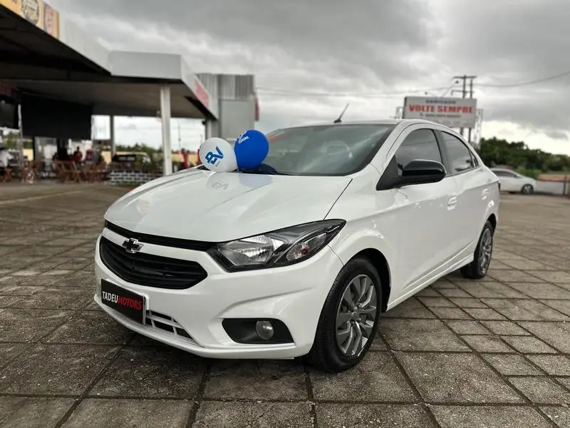 Chevrolet Onix Plus JOY Plus 1.0 8V 4p Flex Mec.
