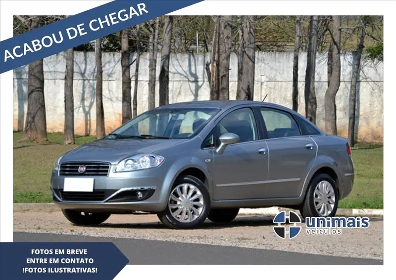 Fiat Linea ESSENCE Dualogic 1.8 Flex 16V 4p