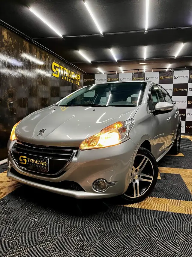 Carro Peugeot 208 2016 Active Pack 1.5 8V (Flex)