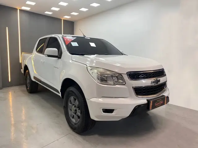 Carro Chevrolet S10 Cabine Dupla 2016 S10 2.4 Advantage (Cabine Dupla)