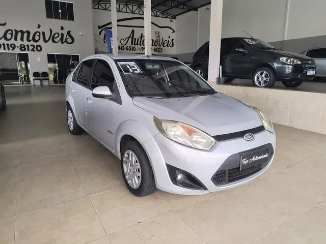 Carro Ford Fiesta Sedan 2013 Sed. 1.6 8V Flex 4p