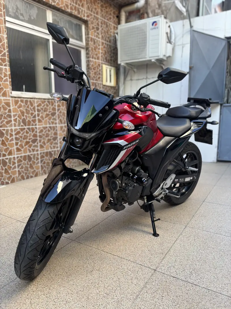 Yamaha Fazer FZ25 ABS