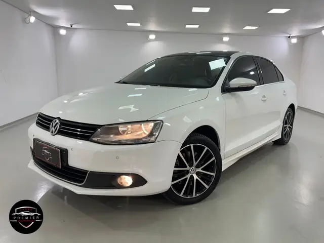 Carro Volkswagen Jetta 2014 2.0 TSI Highline DSG