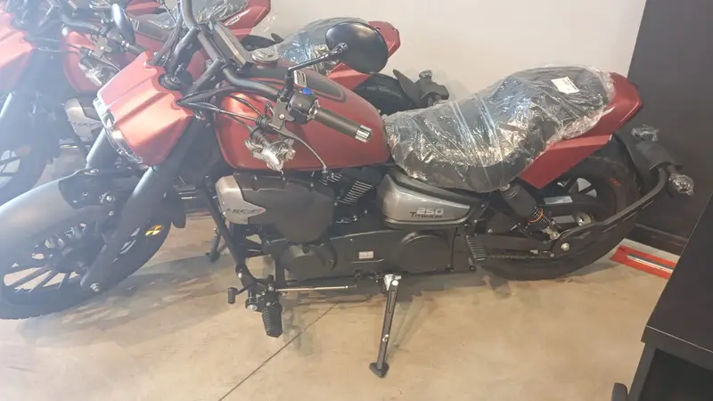 Shineray Titanium 250 EFI