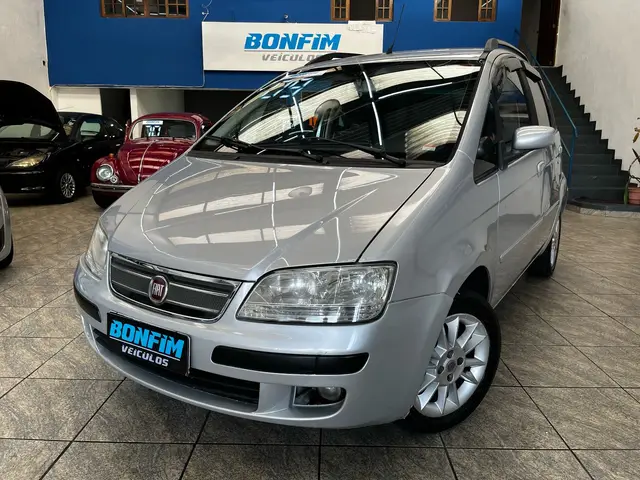 Carro Fiat Idea 2009 ELX 1.4 (Flex)