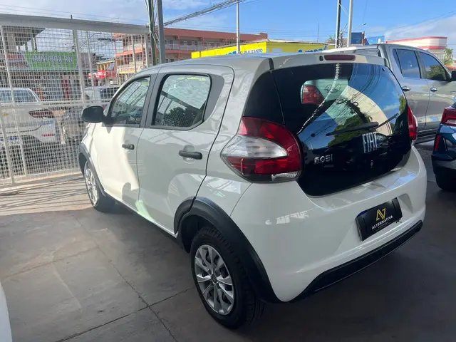 Carro Fiat Mobi 2023 Like 1.0 (Flex)