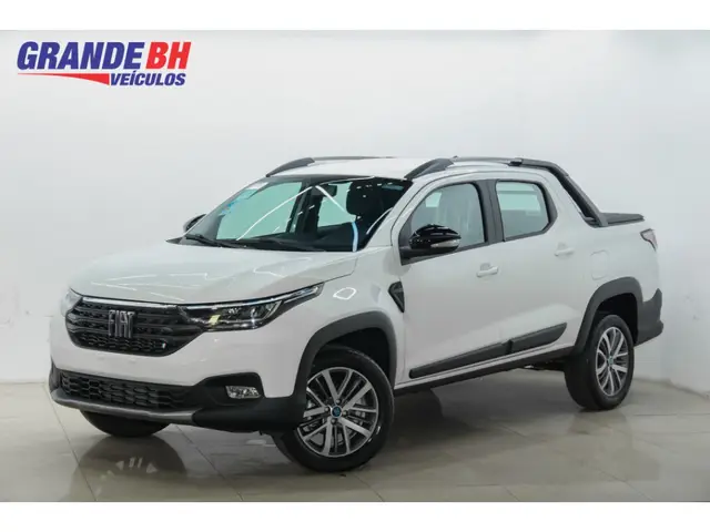 Carro Fiat Strada 2025 Volcano 1.3 Flex 8V CD Aut.
