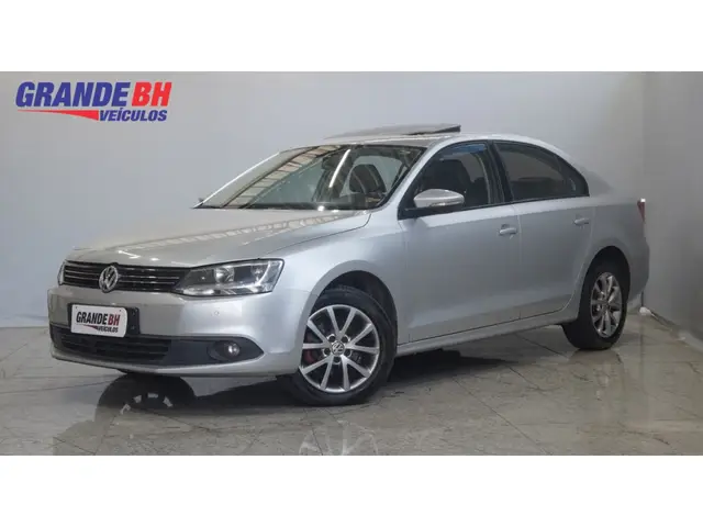 Carro Volkswagen Jetta 2012 2.0 Comfortline Tiptronic (Flex)