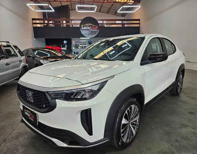 Carro Fiat Fastback 2024 Audace