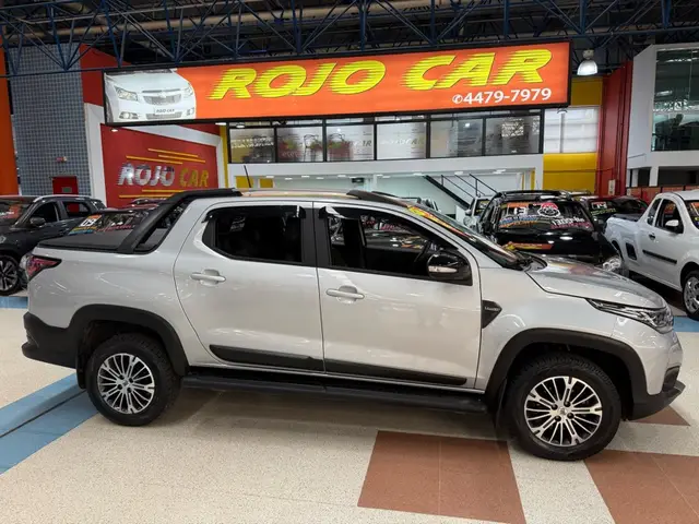 Carro Fiat Strada 2023 Ranch 1.3 Flex 8V CD Aut.
