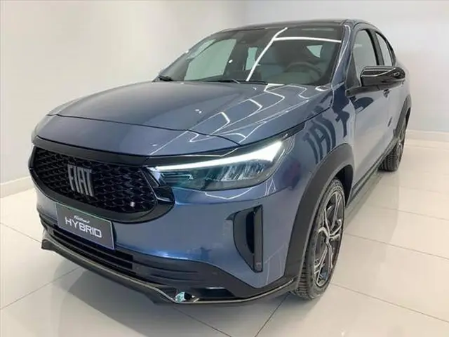 Carro Fiat Fastback 2025 Audace T200 Hybrid