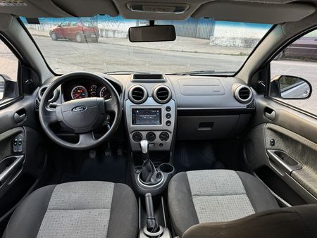 New Fiesta Hatch New Fiesta SE 1.6 16V