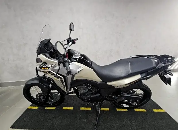 Carro Honda XRE Sahara 300 2024 Adventure