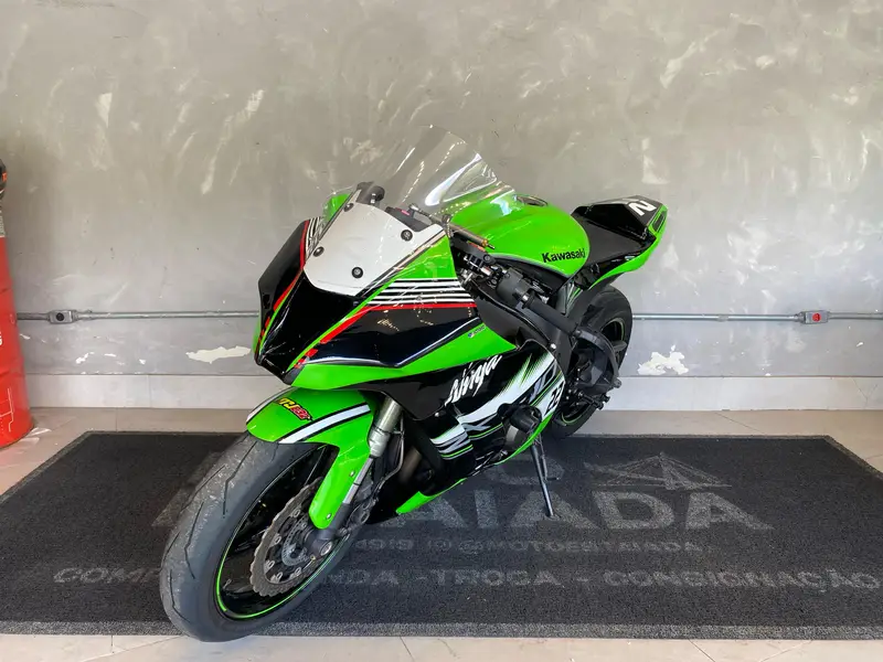 Kawasaki ZX 10R 998 cc