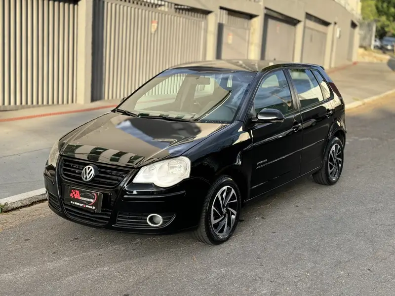 Volkswagen Polo Hatch. Sportline 1.6 8V (Flex)