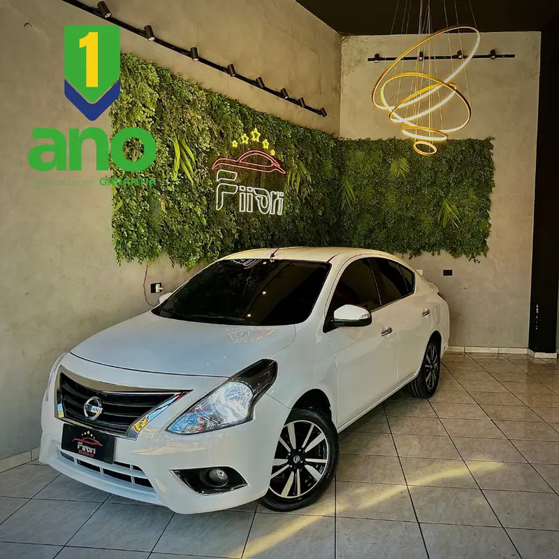 Nissan Versa 1.6 16V SL FlexStart (Flex)