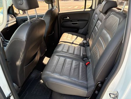 Amarok 2.0 CD 4x4 TDi Highline (Aut)