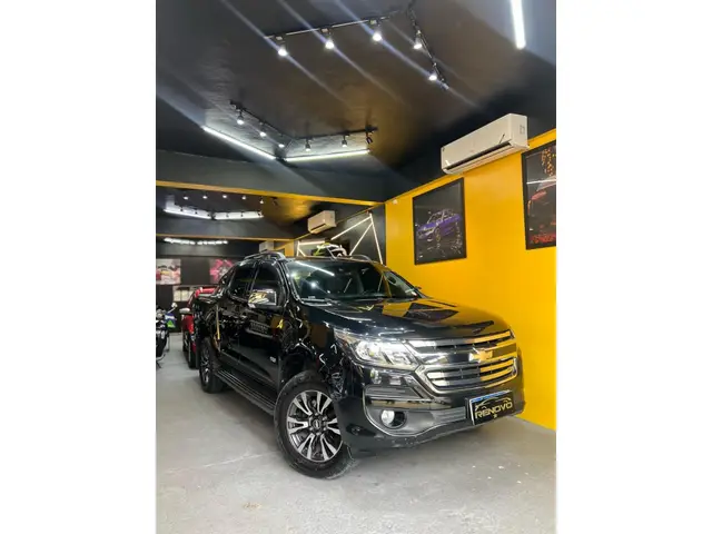Carro Chevrolet S10 Cabine Dupla 2019 S10 2.5 ECOTEC SIDI LT 4WD (Cabine Dupla) (Aut)