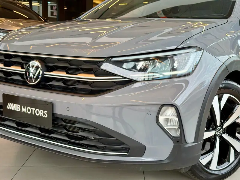 Volkswagen Nivus Highline 1.0 Turbo (Aut.)