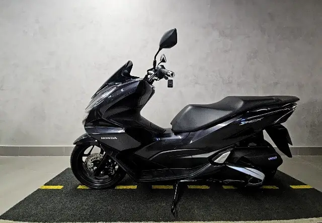Carro Honda PCX 160 2023 ABS