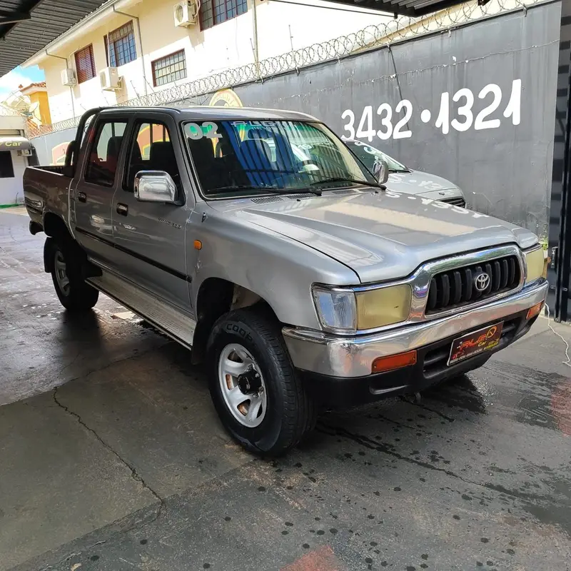 Toyota Hilux Cabine Dupla Hilux SRV 4x2 3.0 (cab. dupla)