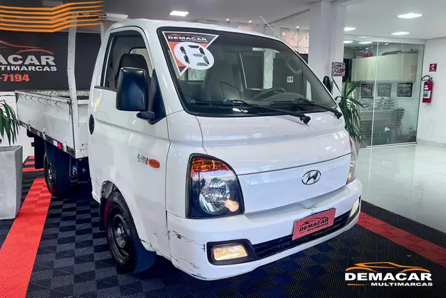 Carro Hyundai HR 2013 HD 2.5 TCI Longo sem Cacamba