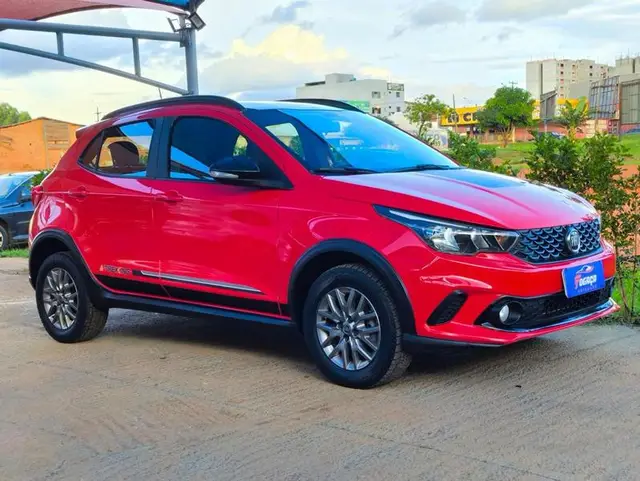 Carro Fiat Argo 2020 1.3 Trekking (Flex)