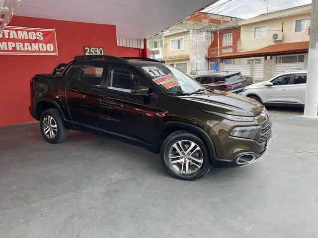 Carro Fiat Toro 2017 Freedom 2.0 diesel MT6 4x2
