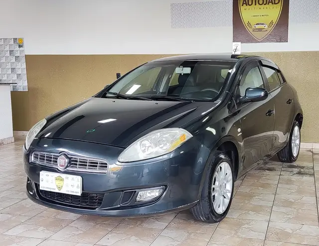 Carro Fiat Bravo 2012 Essence 1.8 16V Dualogic (Flex)