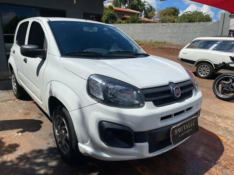 Fiat Uno Attractive 1.0 8V (Flex) 4p