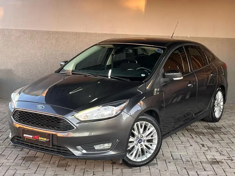 Ford Focus Sedan SE 2.0 PowerShift