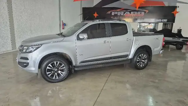 Carro Chevrolet S10 Cabine Dupla 2018 S10 2.5 ECOTEC SIDI LTZ 4WD (Cabine Dupla) (Aut)