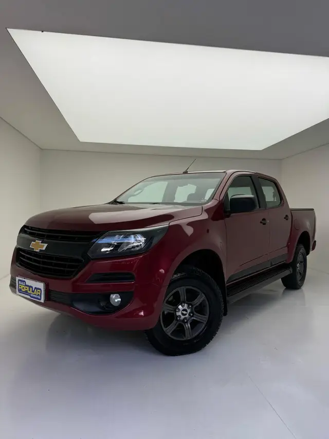 Carro Chevrolet S10 Cabine Dupla 2017 S10 2.5 ECOTEC SIDI Advantage 4x2 (Cabine Dupla)
