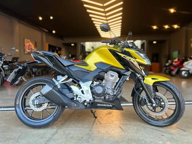 Carro Honda CB 300F Twister 2023 (ABS)
