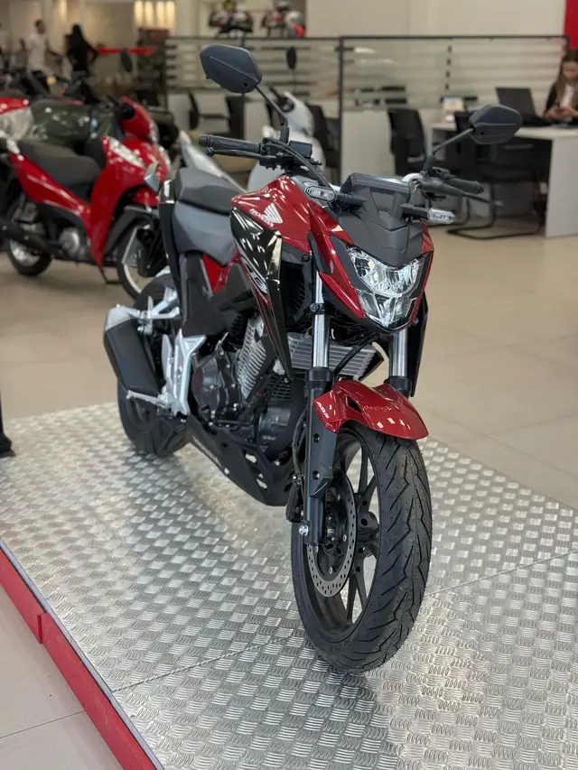 Moto Honda CB 300F Twister 2025 (ABS)