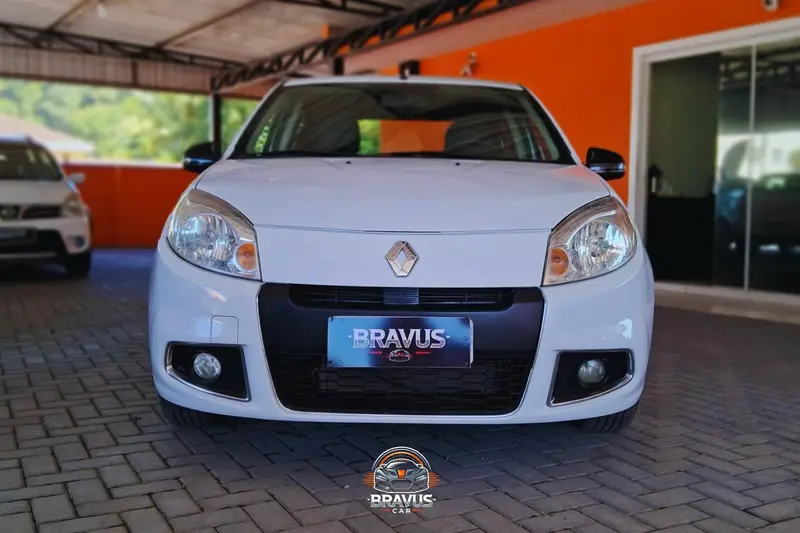 Renault Sandero Privilège 1.6 8V Hi-Torque (flex)