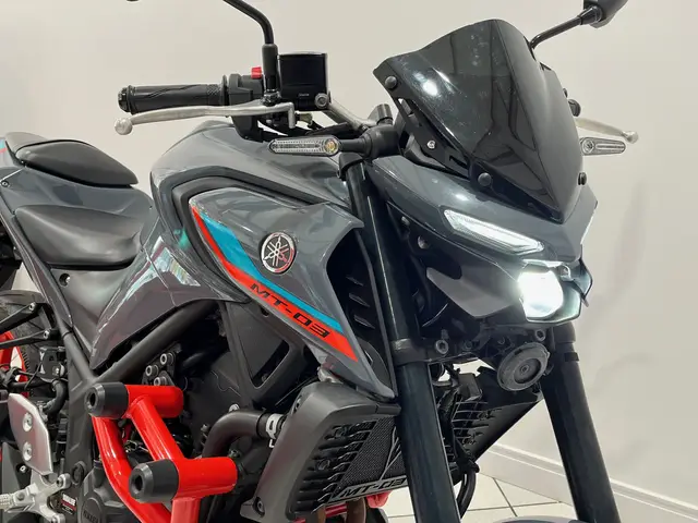 Carro Yamaha MT-03 2023 ABS