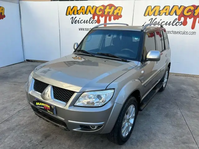 Carro Mitsubishi Pajero TR4 2012 GLS 2.0 16V (Flex)