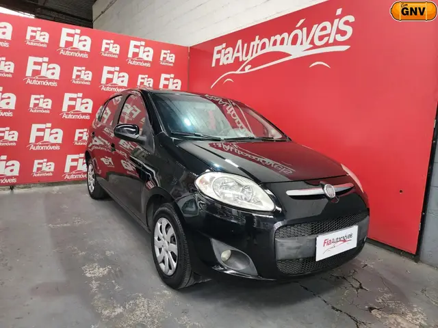 Carro Fiat Palio 2014 Attractive 1.0 8V (Flex)